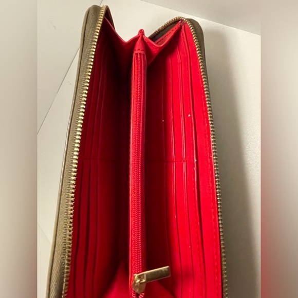 Fossil Khaki Leather Wallet - Picture 9 of 12